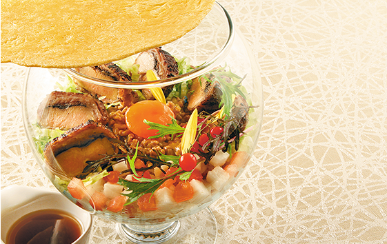 料金:¥2,500(税サ込) 提供時間:ランチタイム(11:30~14:00) 数量限定:1日20食限定