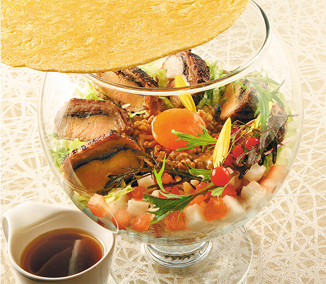 料金:¥2,500(税サ込) 提供時間:ランチタイム(11:30~14:00) 数量限定:1日20食限定